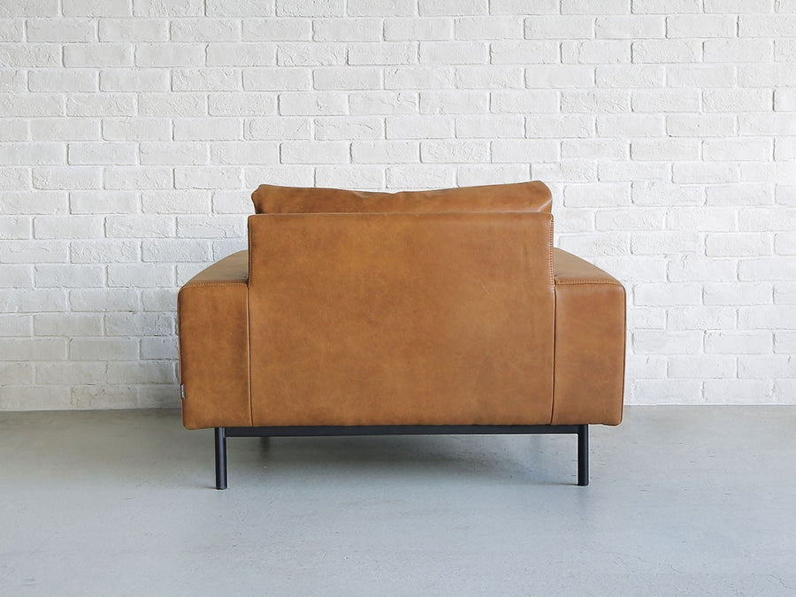 PLUTO SOFA