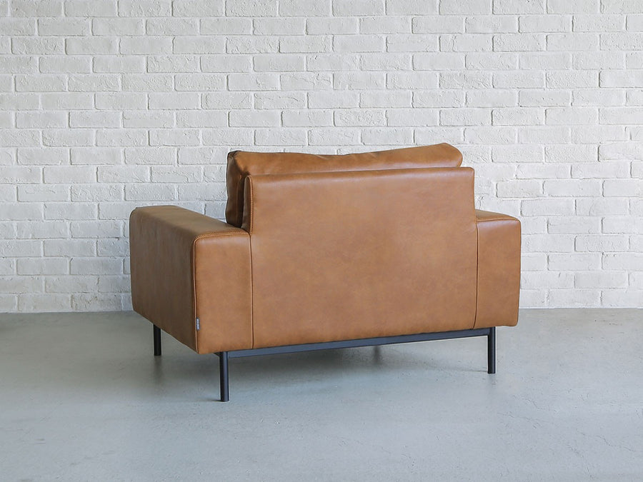 PLUTO SOFA