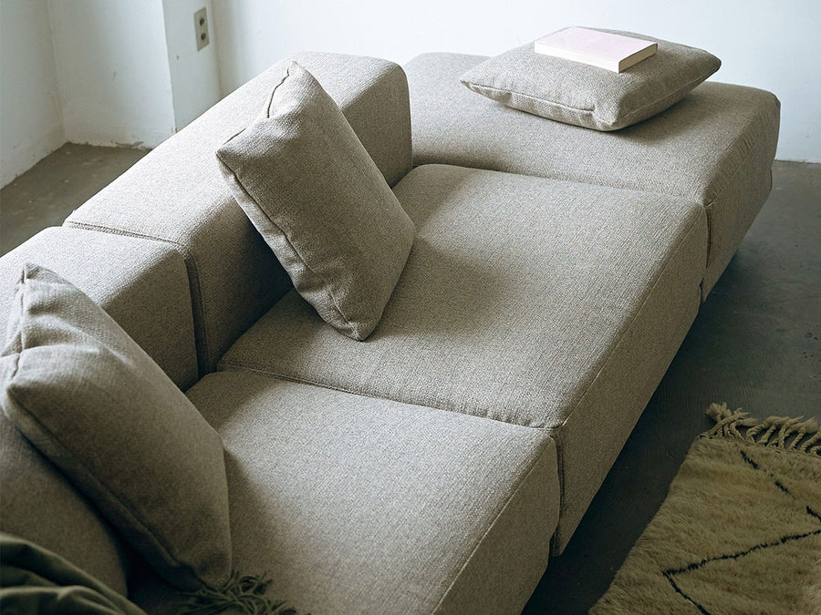 snug. unit sofa ottoman