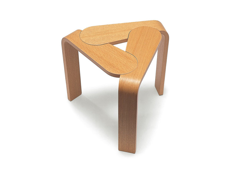 TOMOE stool