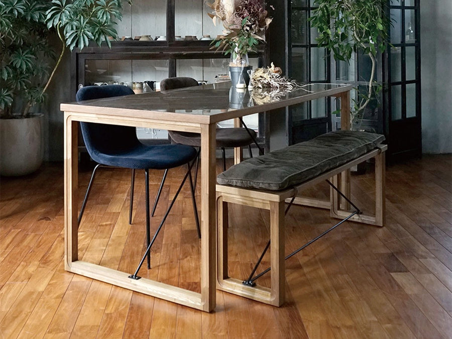 nahm dining table