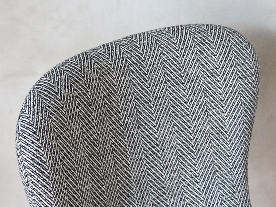 zip design chair herringbone