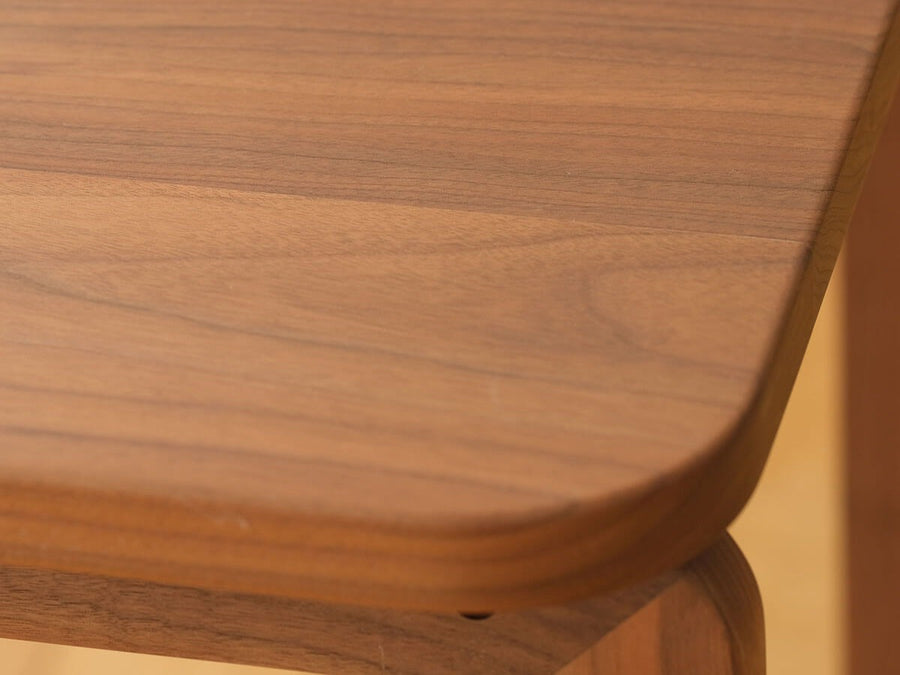 COCCO SQUARE TABLE