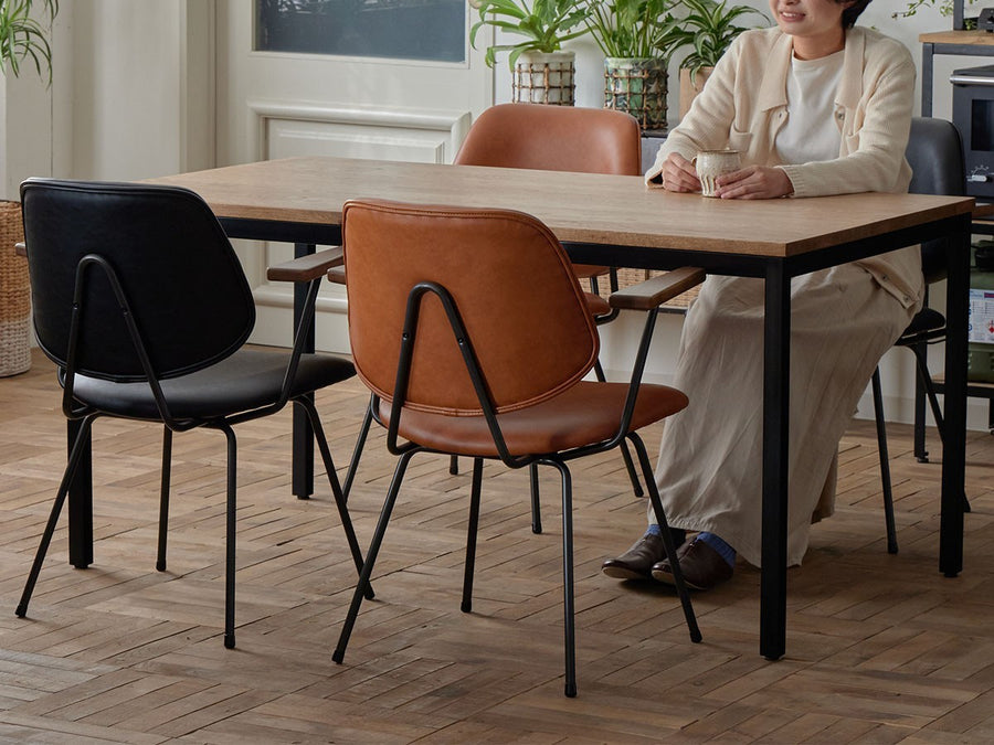 TANK DINNING TABLE