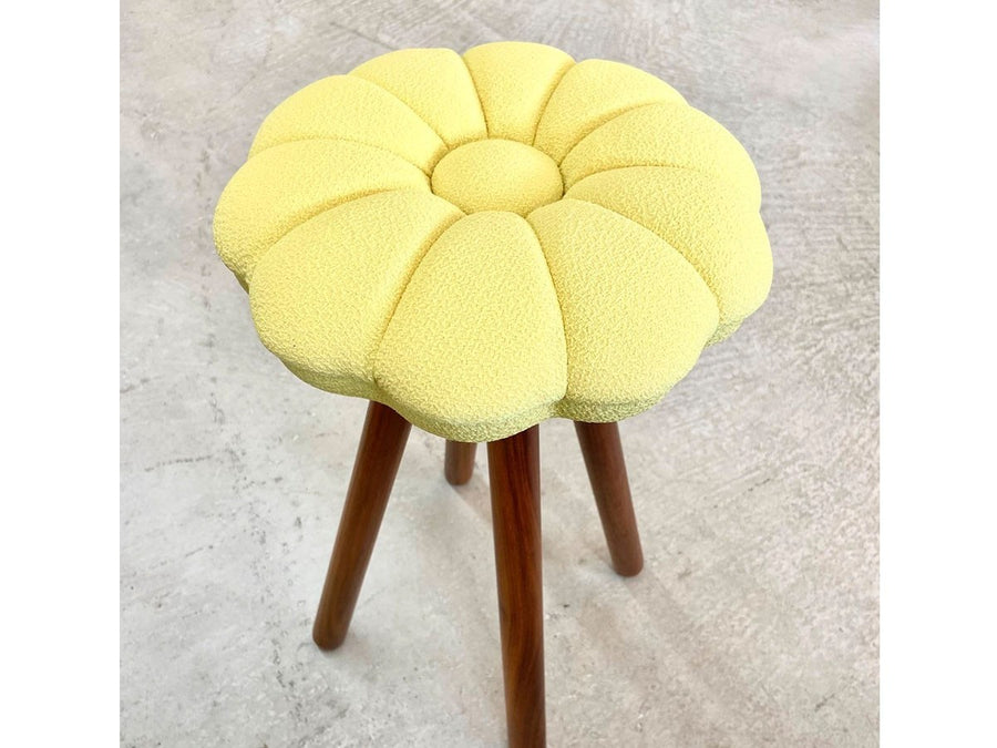 monaca stool