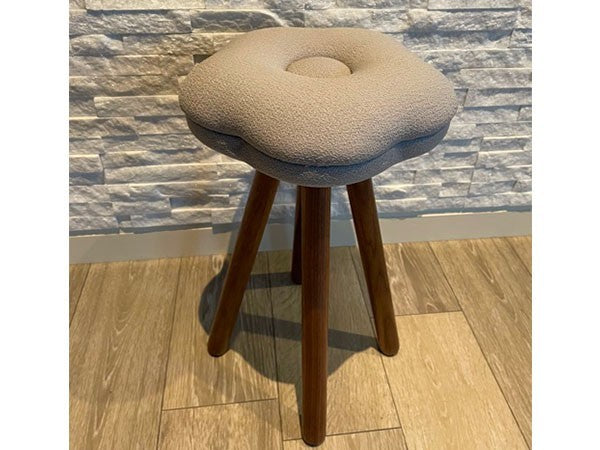 monaca stool