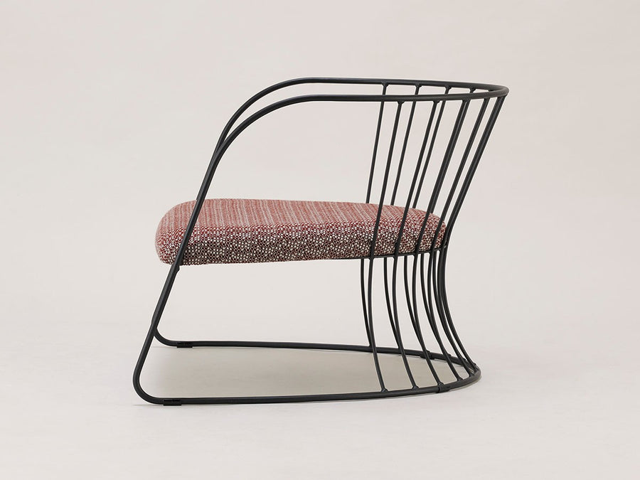 TSUZUMI LOUNGE CHAIR