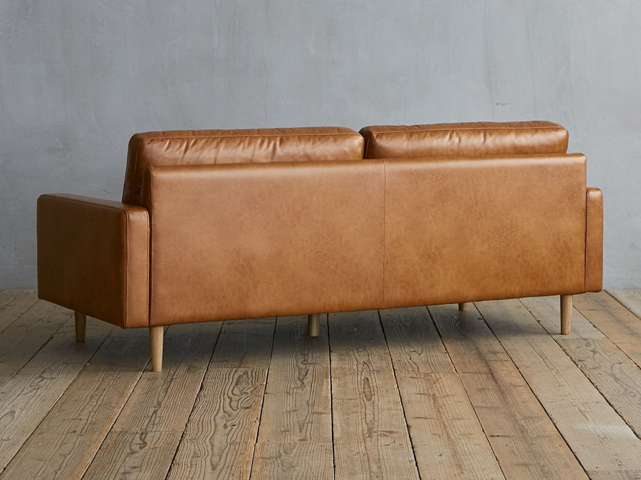 FREDA SOFA