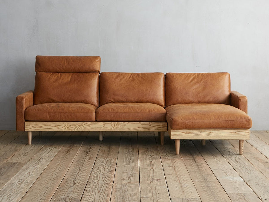 FREDA SOFA