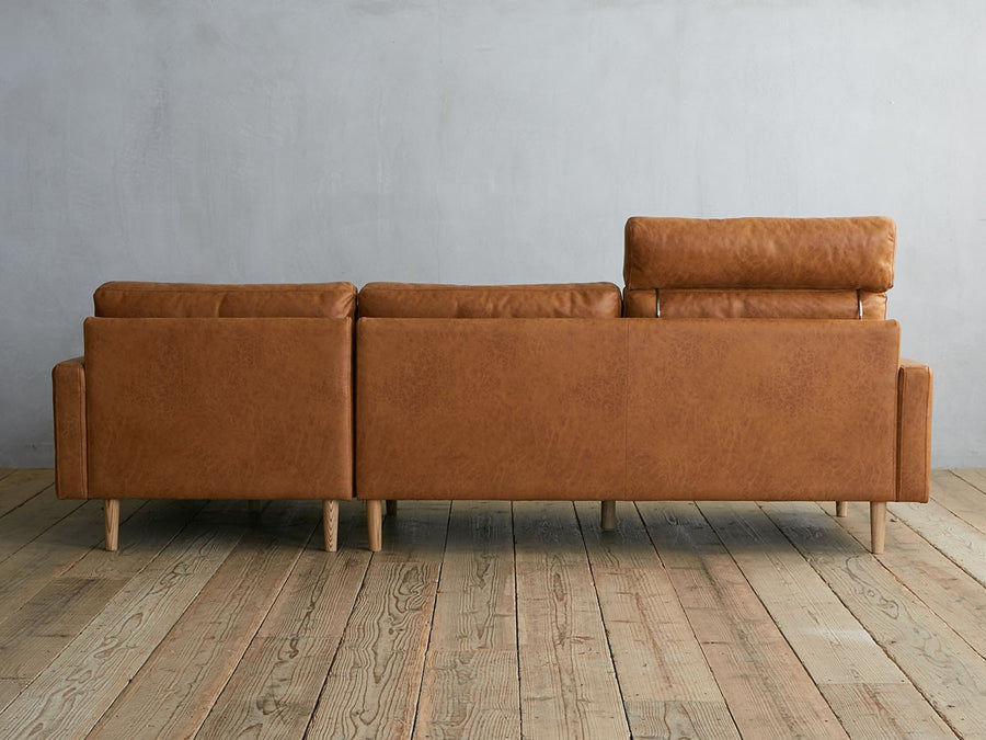 FREDA SOFA