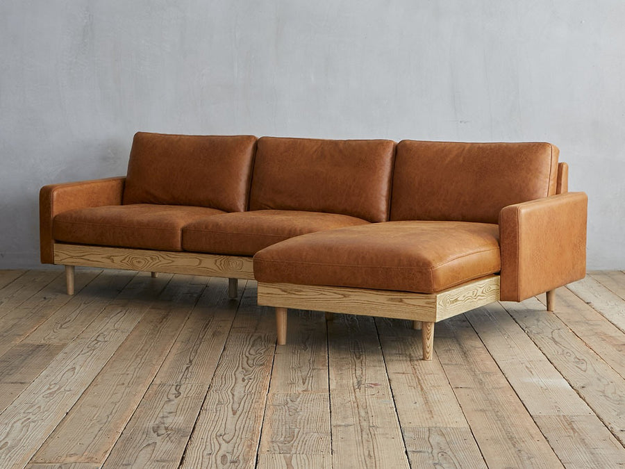 FREDA SOFA