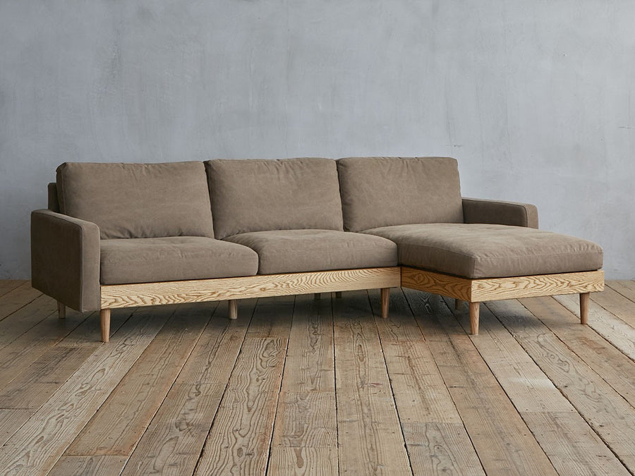 FREDA SOFA