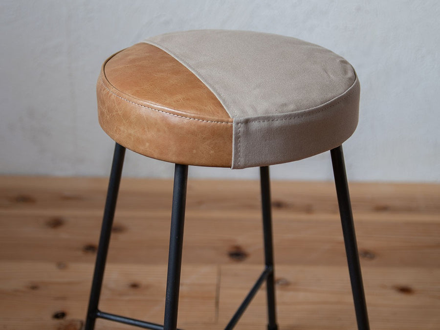 TWO TONE STOOL high