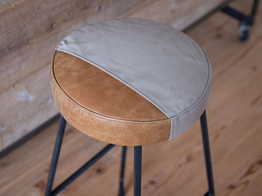 TWO TONE STOOL high