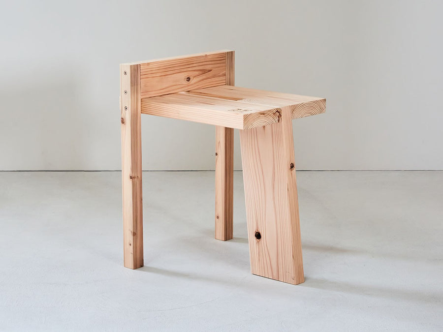 TRIPODAL STOOL