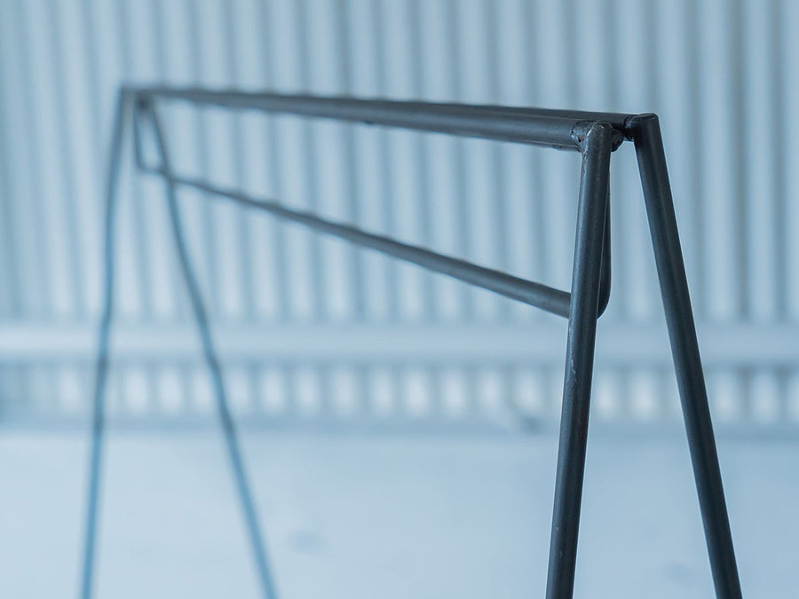 FOLDING HANGER RACK