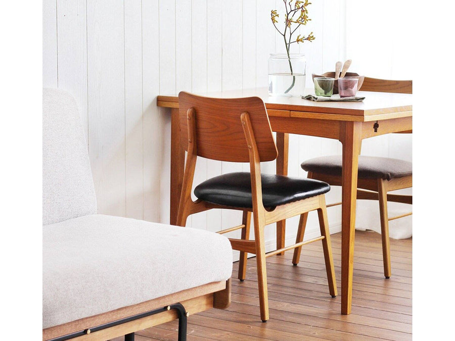 HABITAT DINING TABLE