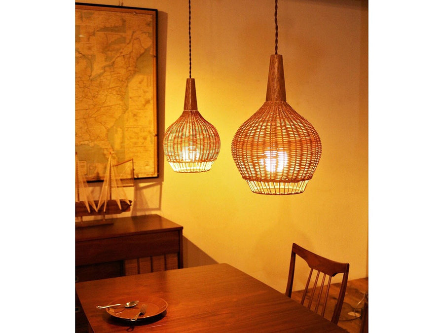 WICKER LAMP