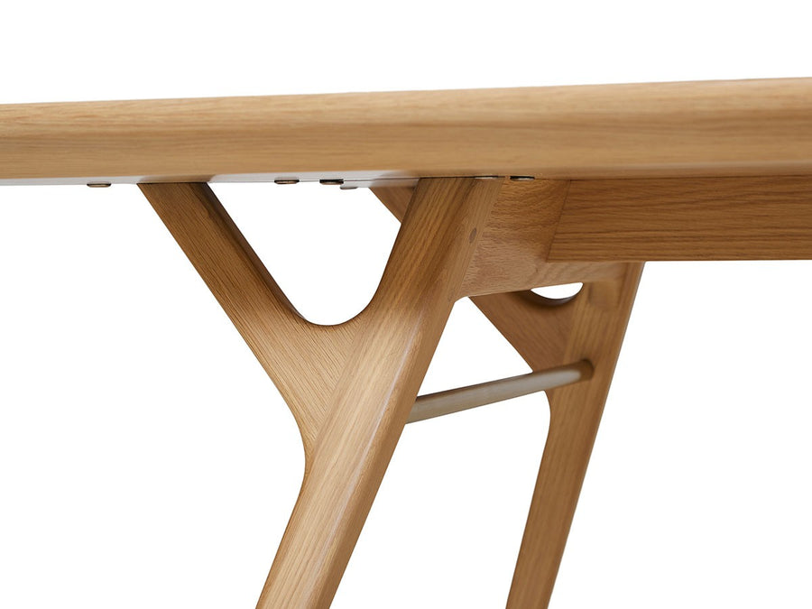 Ren Dining Table