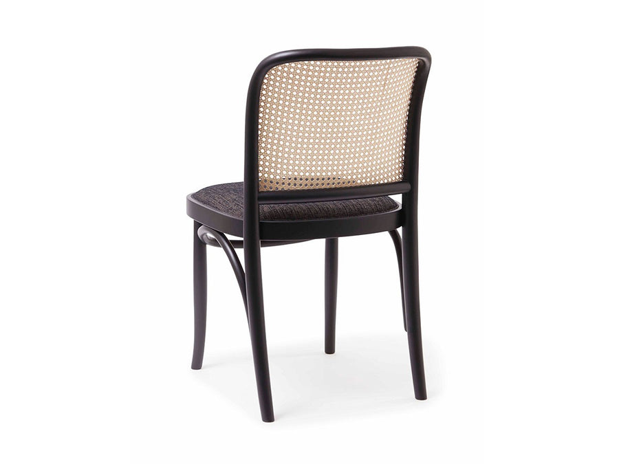 PRAHA side chair