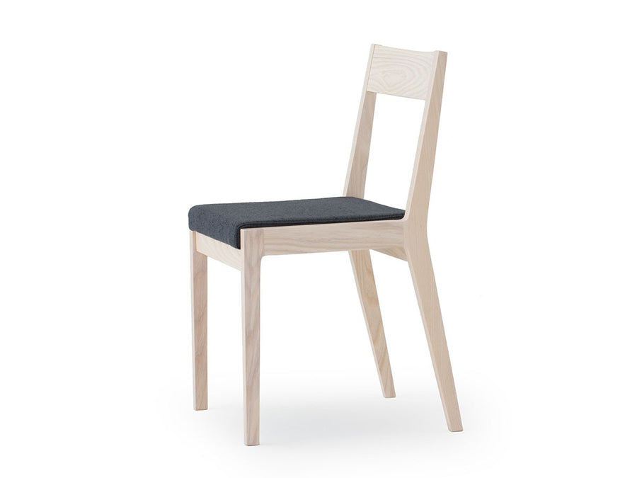 CARD side chair