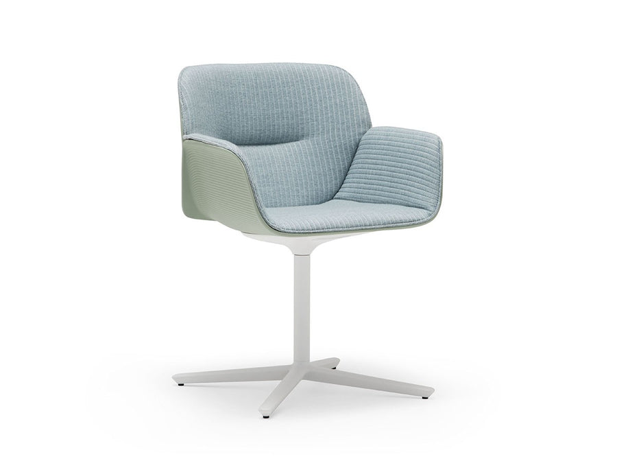 Nuez Armchair Upholstered Shell Pad