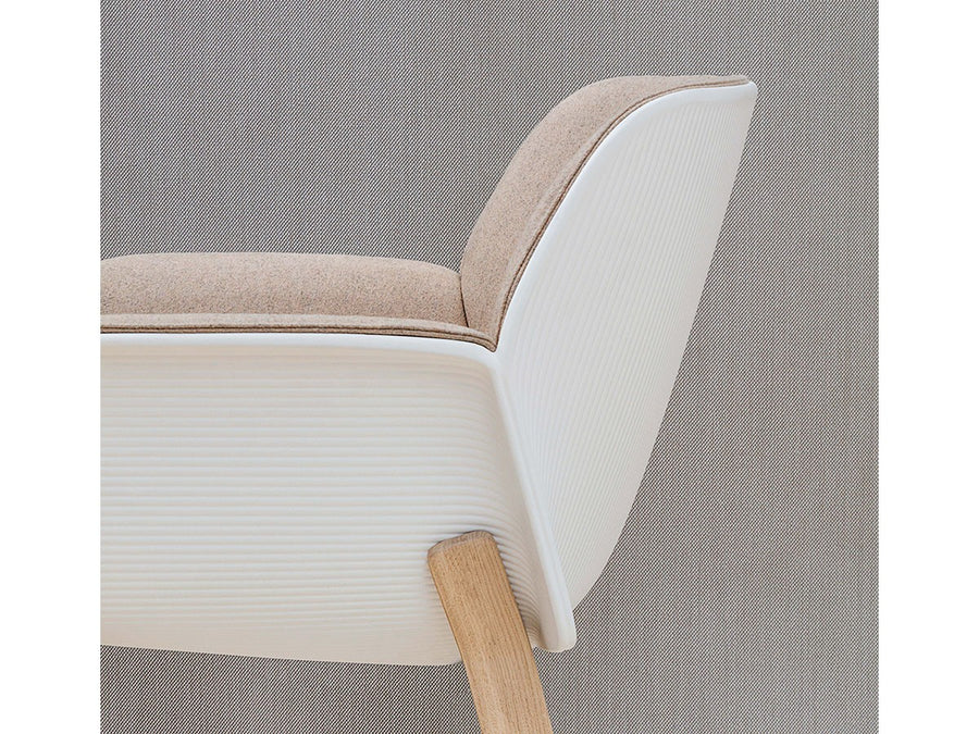 Nuez Armchair Upholstered Shell Pad