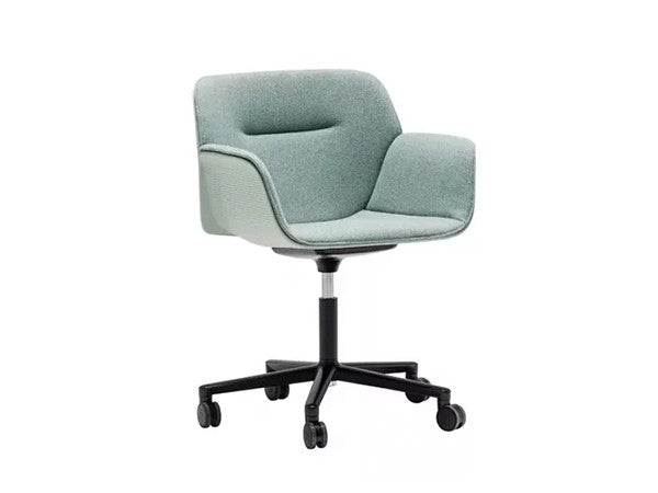 Nuez Armchair Upholstered Shell Pad