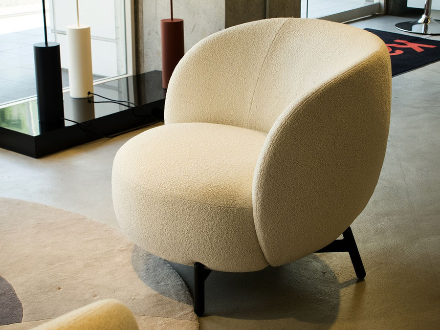 LUNAM ARMCHAIR