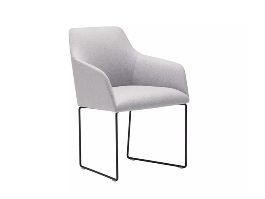 Alya Armchair