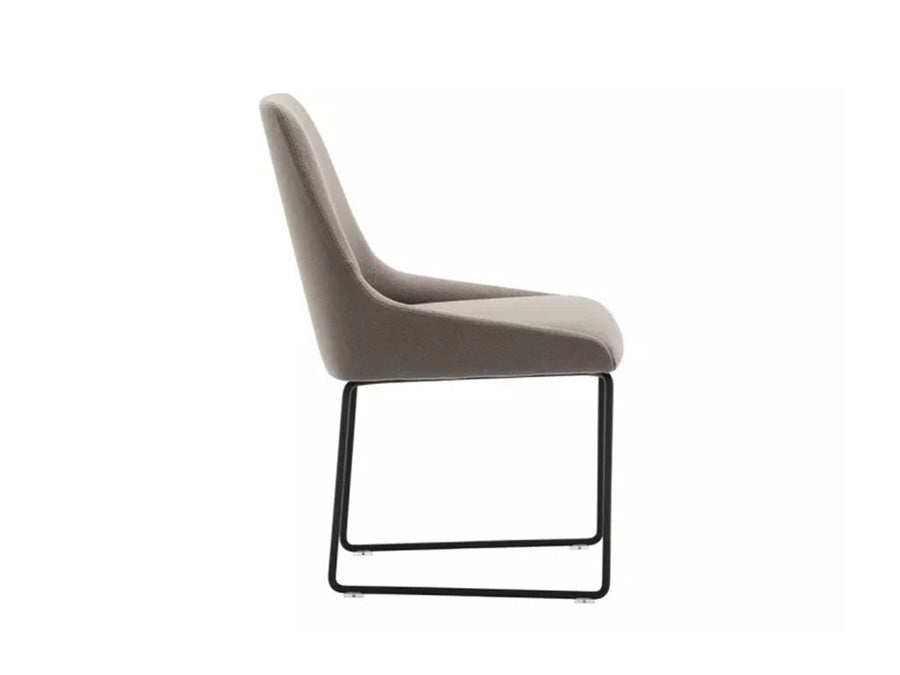 Alya Chair