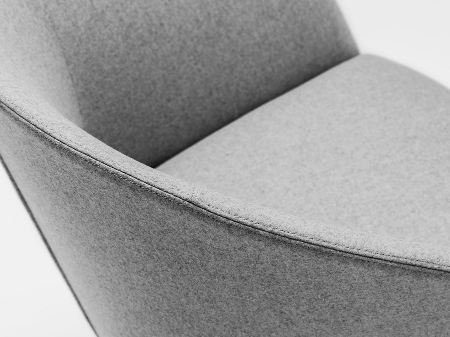 Alya Armchair