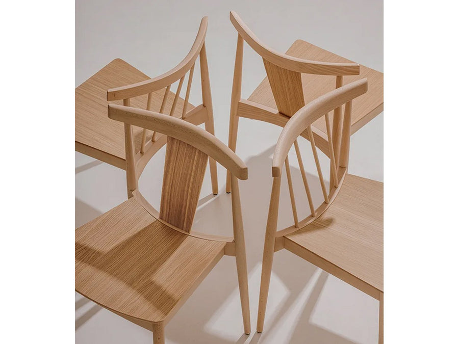 Smile Stackable Chair