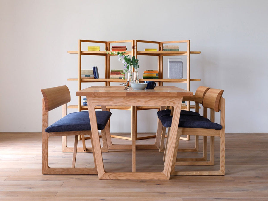 ELEVATO Dining Table