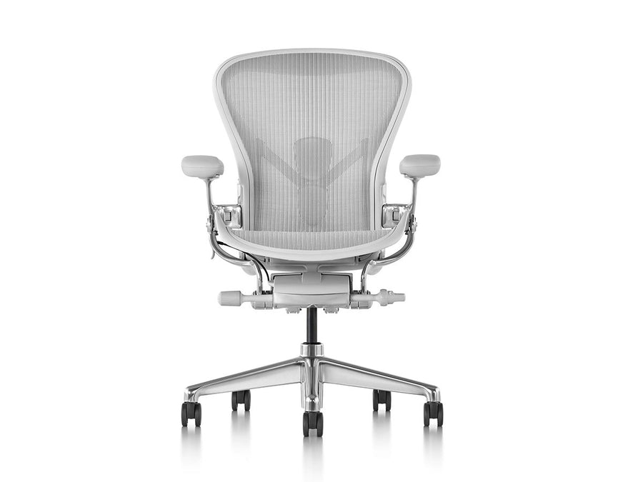 Aeron Chair Remastered Aサイズ（スモールサイズ）