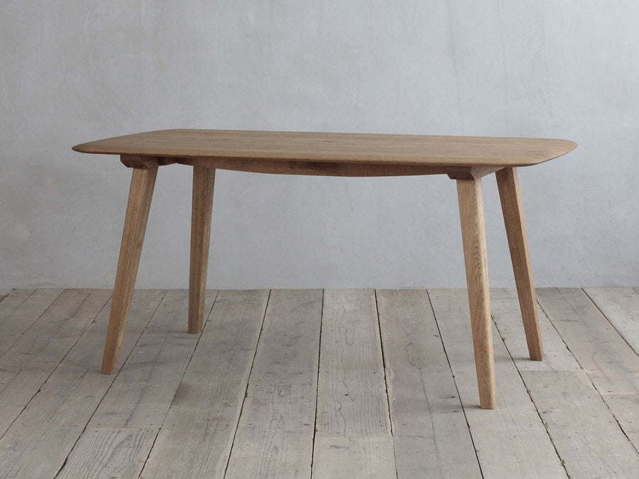 DECKE DINING TABLE