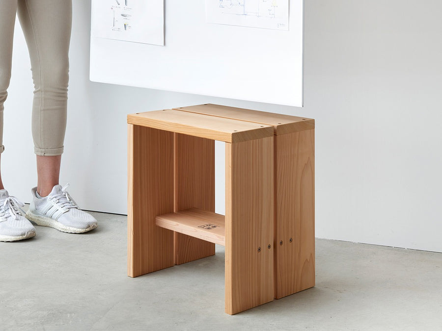 STAND STOOL