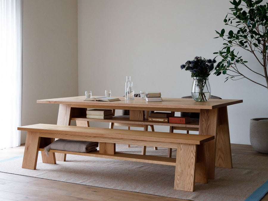 SOLIDO Dining Table