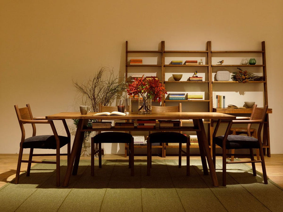 TIPO Dining Table