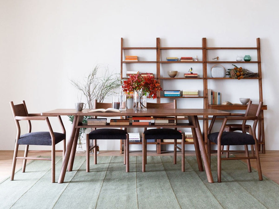 TIPO Dining Table