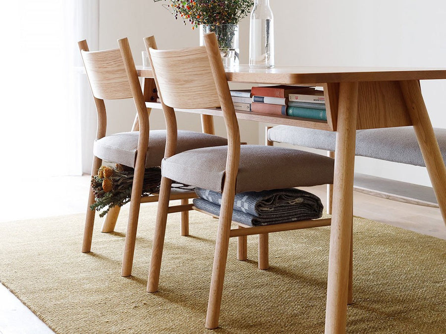 TIPO Dining Table