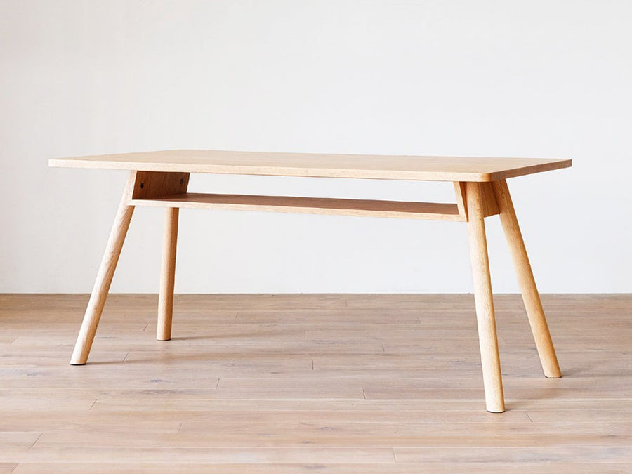 TIPO Dining Table