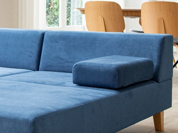 PIVO ONE ARM SOFA