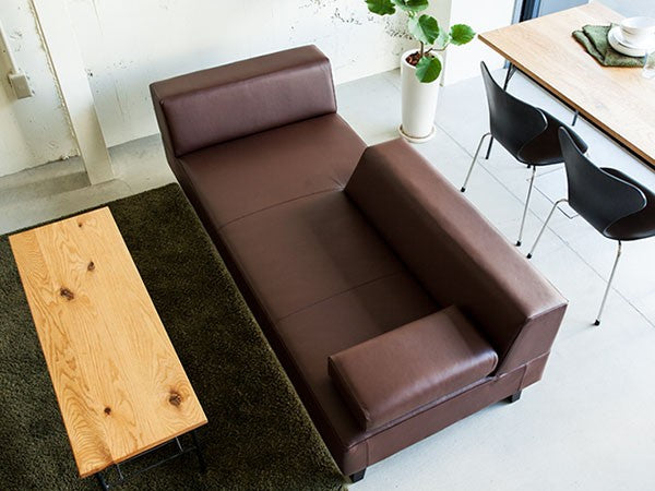 PIVO ONE ARM SOFA