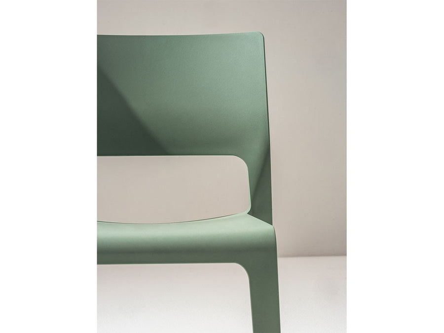 Juno 02 Chair