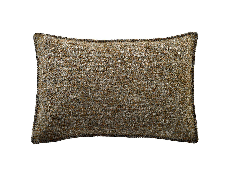 Lierna Cushion