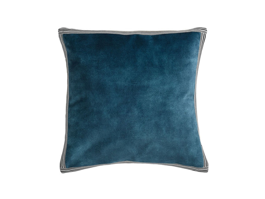 Manade Cushion [65cm]