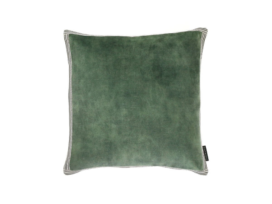 Manade Cushion