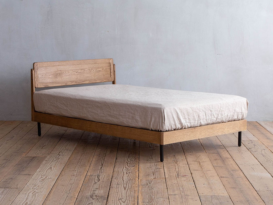 HUNT BED