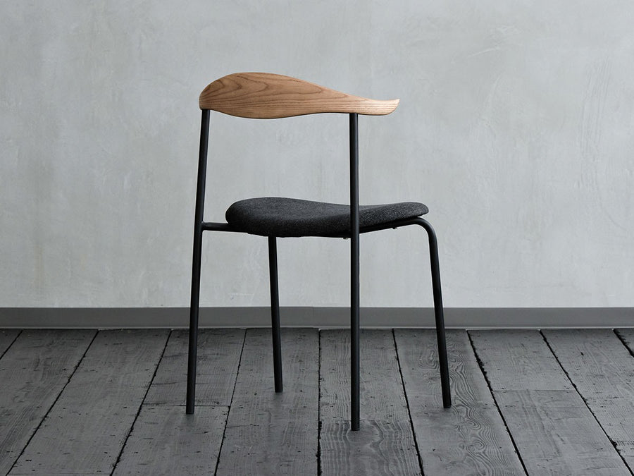 ATOM CHAIR